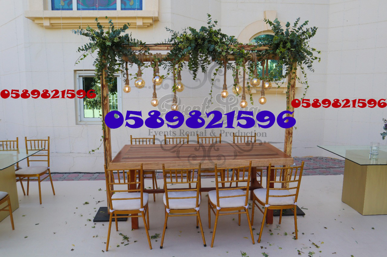Rent tables with lights for rent, rent clean chairs for rent in Dubai.