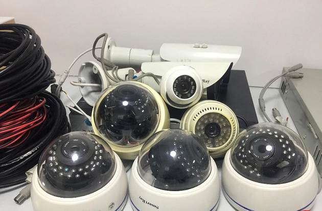 كاميرات مراقبة مع الجهاز Smart Ray 