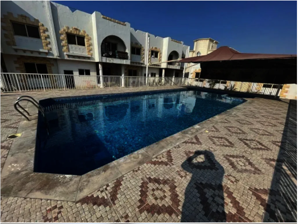  استوديو للإيجار في مدينة خليفة أ موقع ممتاز جدا وراقي يوجد حمام سباحة