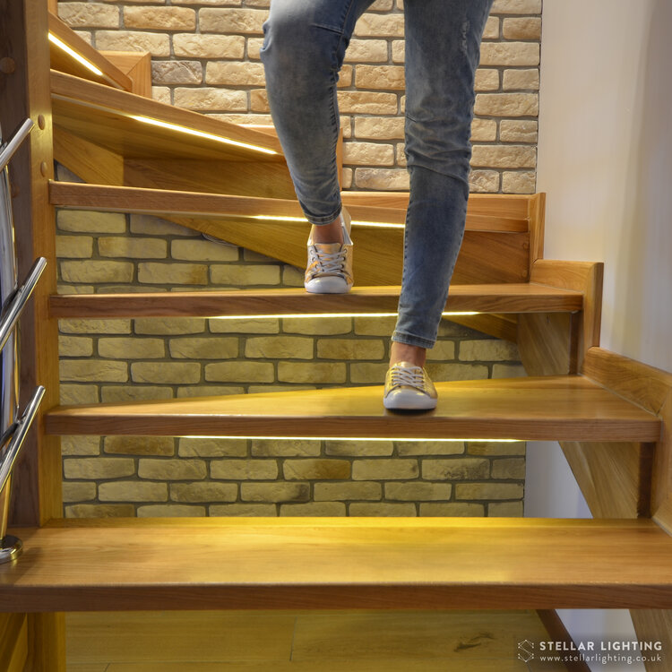 إضاءة السلالم التلقائية الذكية ... Smart automatic step stairs lighting