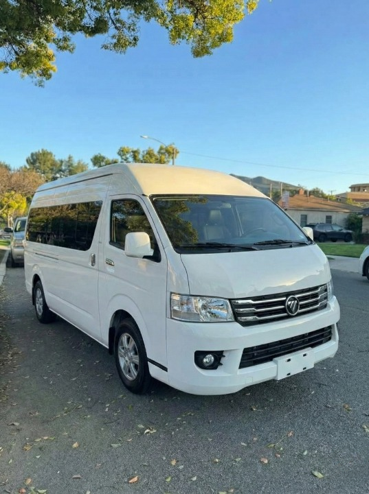 Travel in comfort and safety with Tourism Tours! We present the new Foton tourist minibus 14 passen