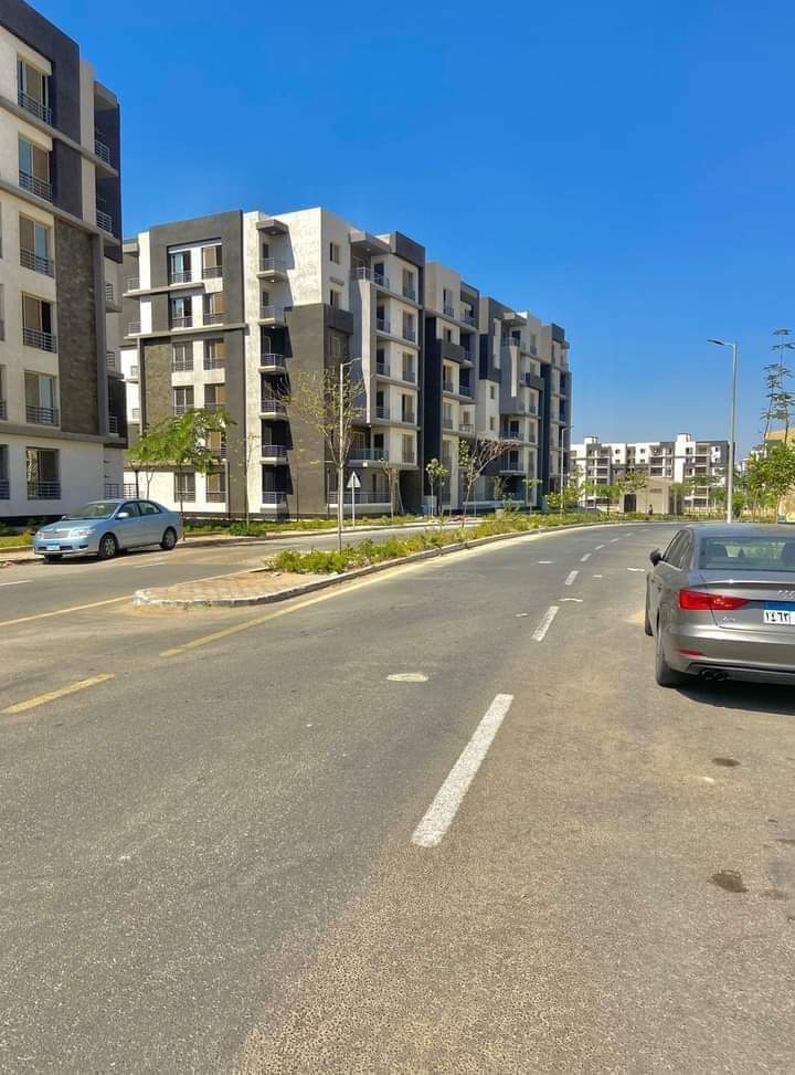 شقة فاخرة للبيع في جنة اكتوبرluxury apartment for sale in jana october     