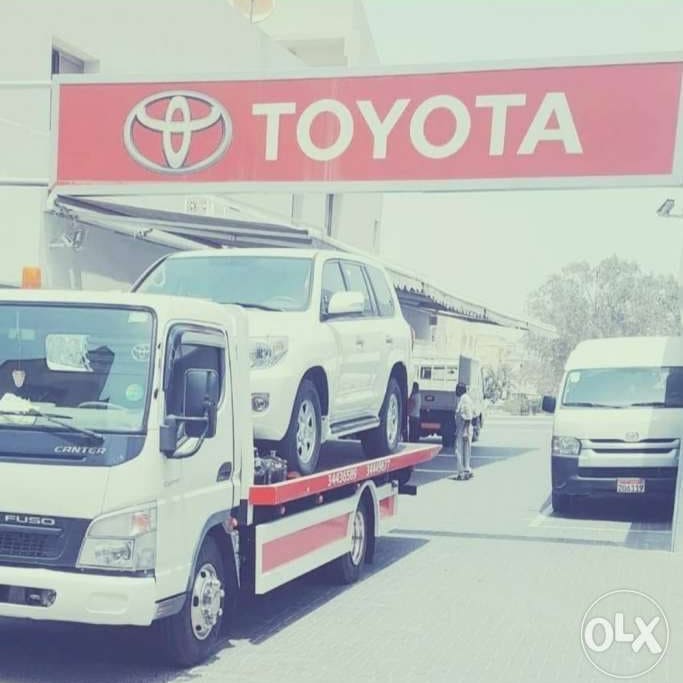 Car lift, car towing service in Bahrain