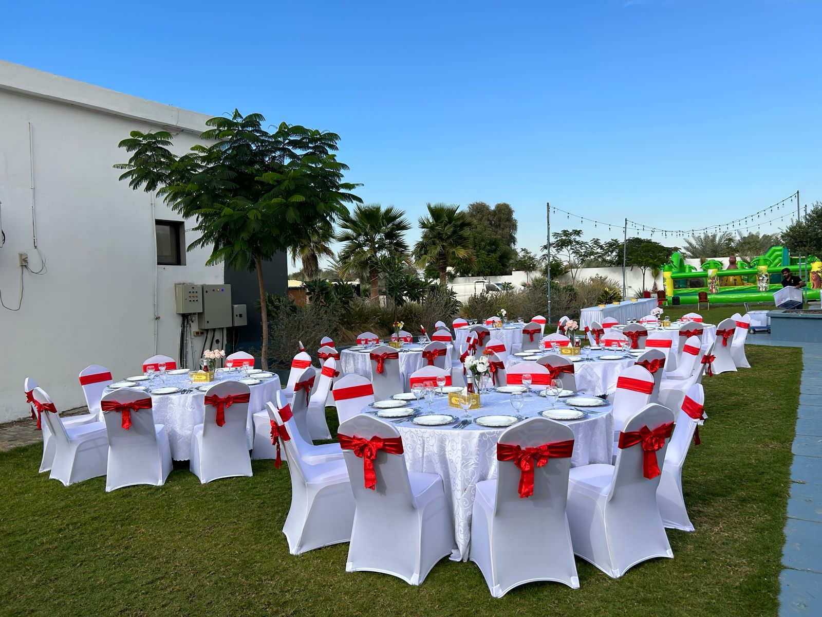 Dubai Event Elegance: Premier Chair & Table Rentals