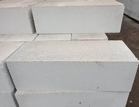   خليك سابق بخطوة… وابني صح من الأول! بالطوب الابيض الرغوي من شركة النور