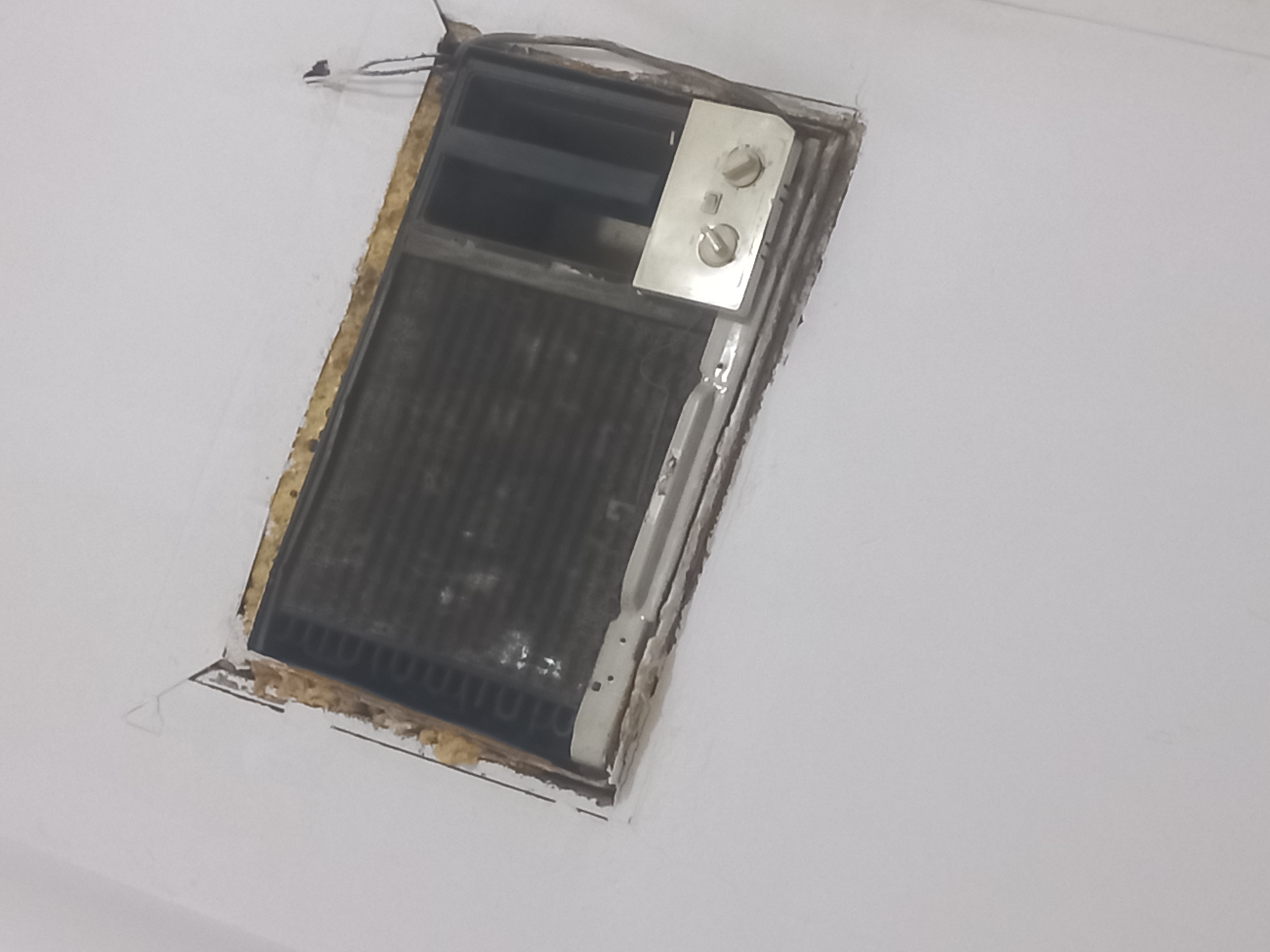 شراء اثاث مستعمل بالرياض...............................................................