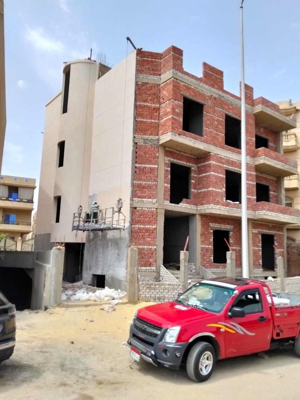 للبيع فيلا فاخرة في كومبوند مجلس الدفاع الوطني- التجمع الخامس – المستثمرين الجنوبيين