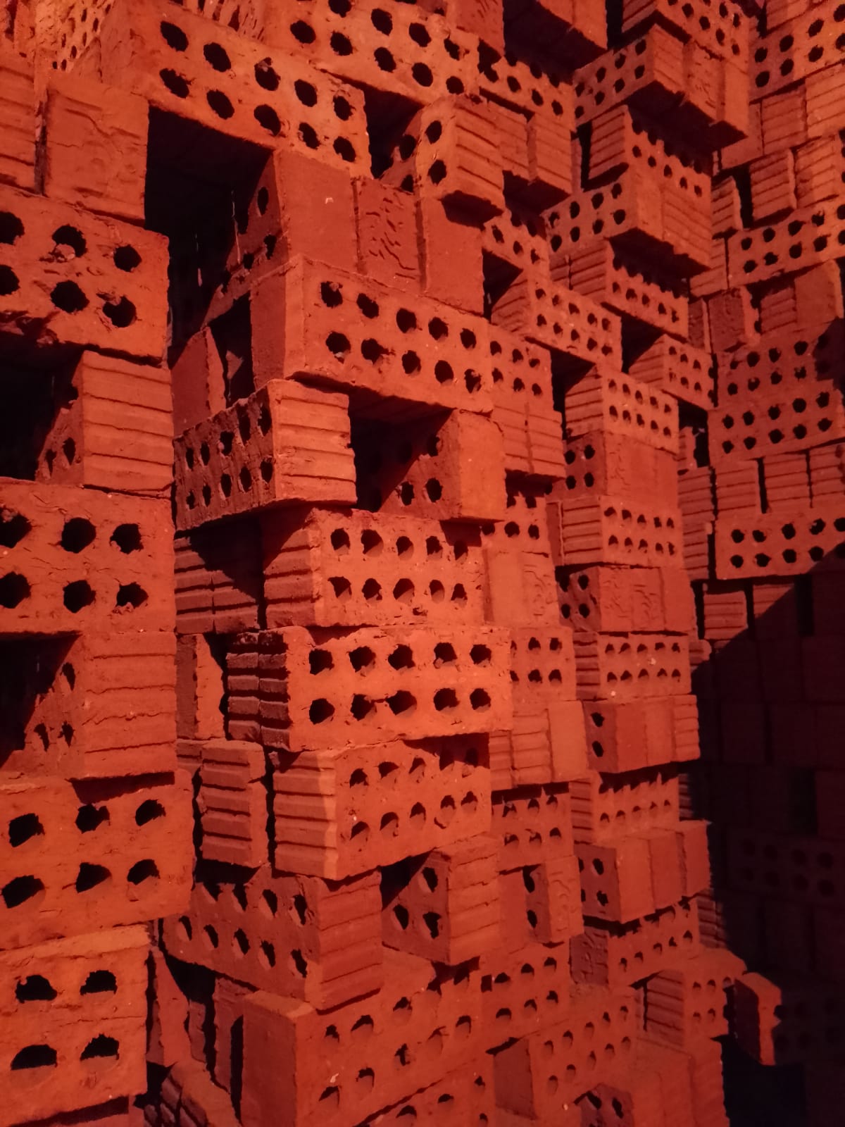 شركه النور الطوب الاحمر الطفلي اساس قوي يبني ثقةمتانه عاليه