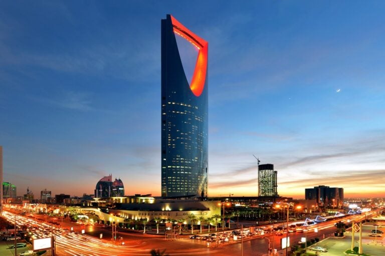  سياحة فاخرة من الرياض ⭐⭐⭐⭐⭐حجز طيران خاص VIP ✈️ مع سكاي جيت للسياحة والسفر 