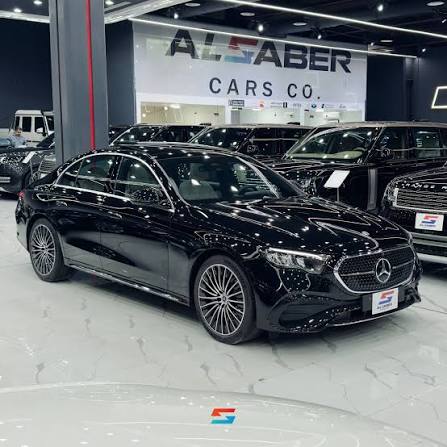 Luxury Mercedes 2025 Rental in Cairo | VIP Chauffeur Service to Kempinski New Cairo