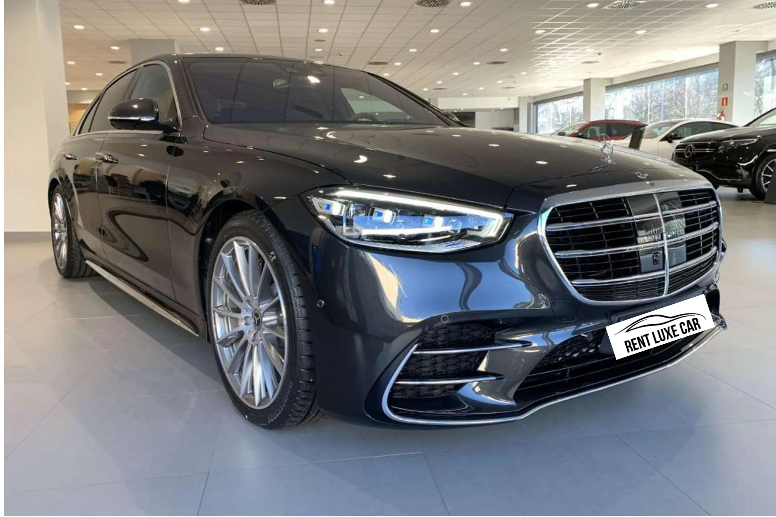 Mercedes-Benz S-Class 2025 Airport Transfer | VIP Luxury Chauffeur Service in Cairo