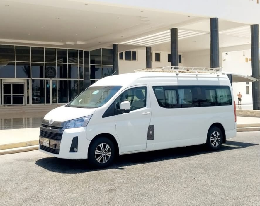 Toyota Hiace Airport Transfer in Cairo | Tourist Bus Airport transfers to hotels and residences