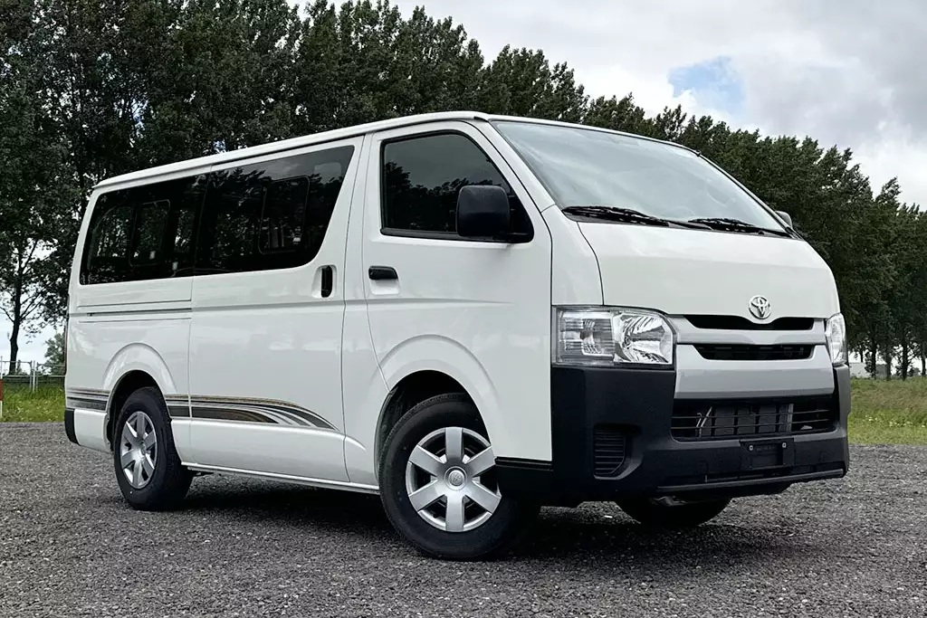 2023 Toyota Hiace 4x2 Manual Gearbox  : 9,000 KM Engine: 2.494cc 4 cylinder diesel